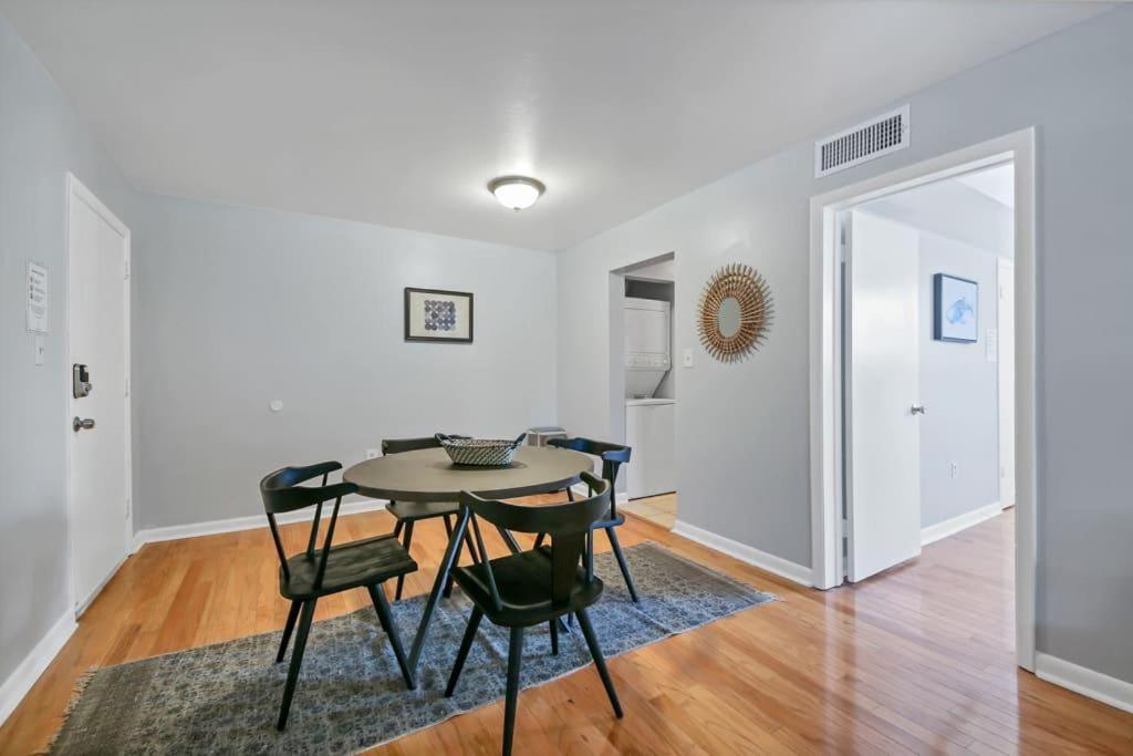 Decorative 1Br With Parking Close To Stores Tampa Exterior photo