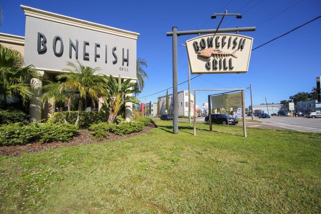 Decorative 1Br With Parking Close To Stores Tampa Exterior photo